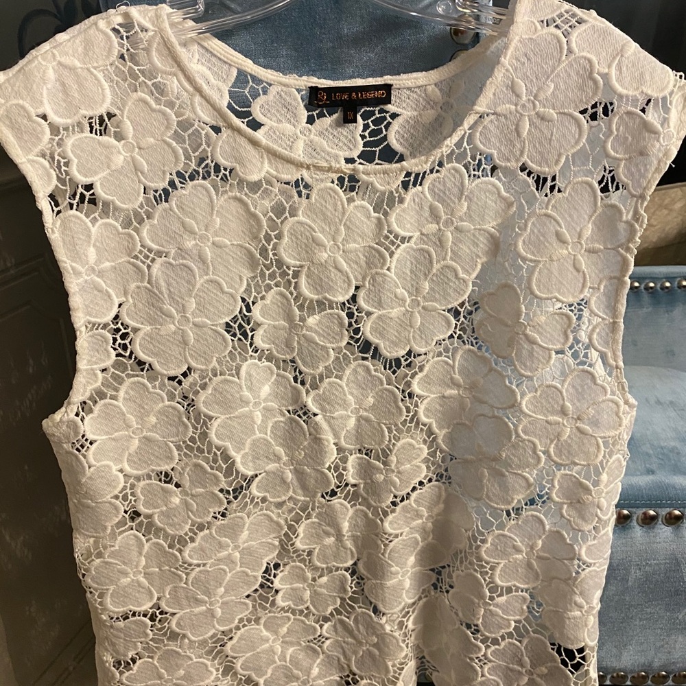 Love & Legend lace sleeveless top